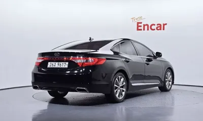 Hyundai Grandeur 2015, 129323 км, за 6500000 KRW