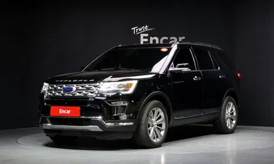 Ford Explorer · 2018 год