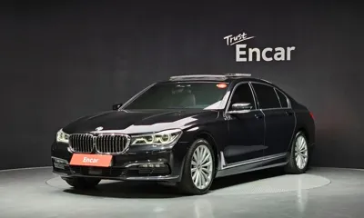BMW 7-Series · 2016 год