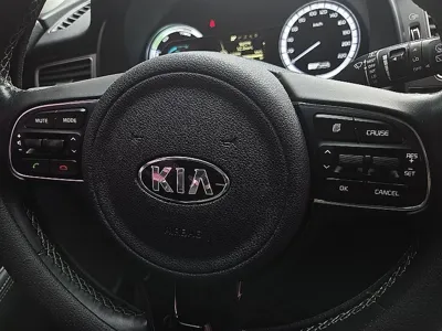 Kia Niro 2017, 187621 км, за 8800000 KRW - фото 12