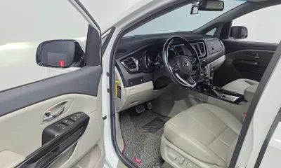 Kia Canival 2019, 50246 км, за 17990000 KRW - фото 10