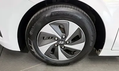 Hyundai Ioniq 2016, 136560 км, за 9190000 KRW - фото 5