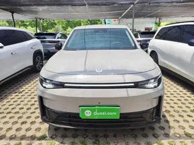 Leapmotor Leapmotor C10 2024, 88900 км, за 83800 CNY