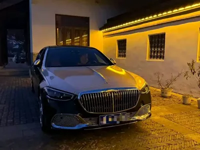 Mercedes-Benz S-Class 2023, 41000 км, за 950000 CNY