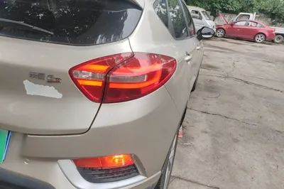 Geely Auto Emgrand GS 2016, 133600 км, за 30312.15 CNY - фото 9