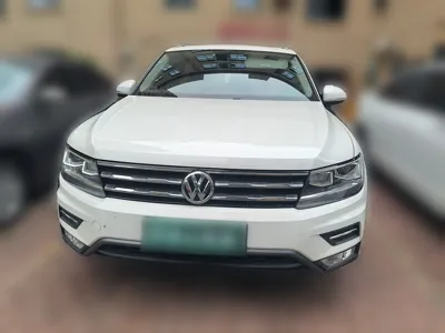 Volkswagen Tiguan L 2020, 66200 км, за 95238.76 CNY