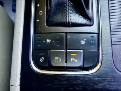 Kia Canival 2018, 153744 км, за 9990000 KRW - фото 16