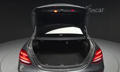 Mercedes-Benz E-Class 2019, 85346 км, за 27900000 KRW - фото 20