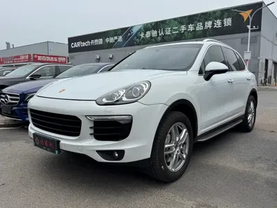 Porsche Cayenne · 2015 год