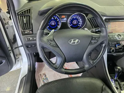 Hyundai Sonata 2011, 219955 км, за 3500000 KRW - фото 7