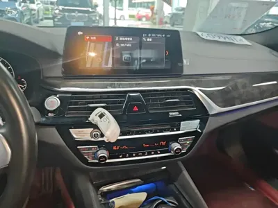 BMW 5 Series 2019, 60700 км, за 165100 CNY - фото 13