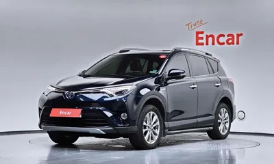 Toyota RAV4 · 2018 год