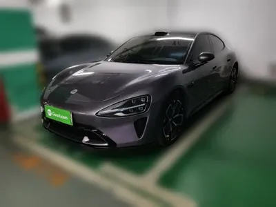 Xiaomi SU7 · 2024 год