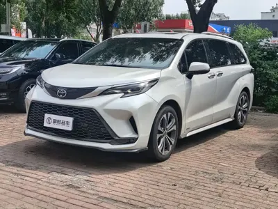 Toyota Granvia · 2024 год