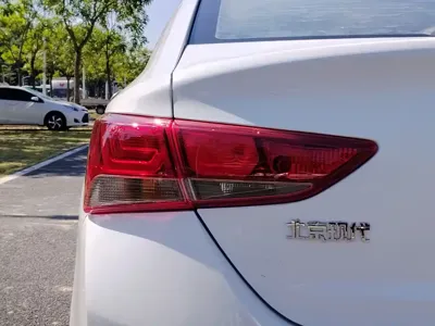 Hyundai Verna 2017, 86000 км, за 23800 CNY - фото 9