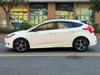 Ford Focus 2014, 98000 км, за 13799 CNY - фото 12