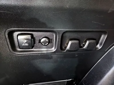 KG_Mobility_Ssangyong TIBOLI 2017, 163830 км, за 5700000 KRW - фото 19
