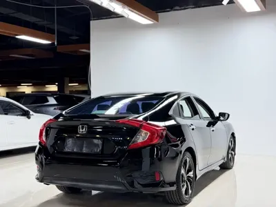 Honda Civic 2017, 130000 км, за 45800 CNY - фото 5