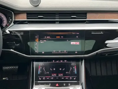 Audi A8 2019, 68000 км, за 348000 CNY - фото 15