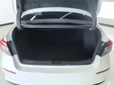 Honda Civic 2024, 14100 км, за 91199 CNY - фото 4