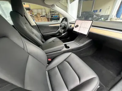Tesla Model 3 2021, 141000 км, за 103800 CNY - фото 6