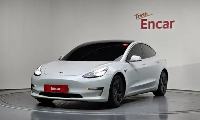 Tesla Model 3 · 2020 год