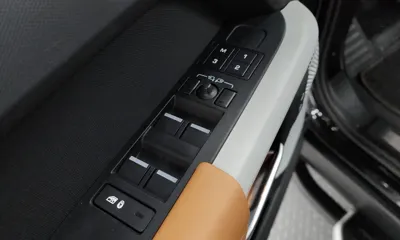Land Rover Defender 2023, 34734 км, за 89900000 KRW - фото 30