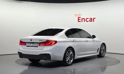 BMW 5-Series 2017, 102851 км, за 21900000 KRW
