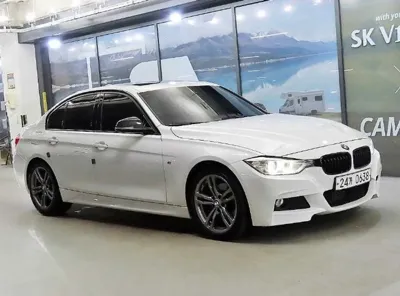 BMW 3-Series · 2015 год