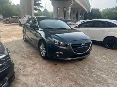 Mazda 3 Axela 2016, 100000 км, за 29800 CNY