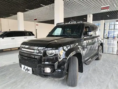 Land Rover Defender · 2025 год