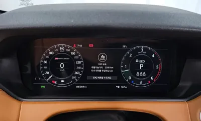 Land Rover Range Rover Velar 2018, 87084 км, за 35000000 KRW - фото 8