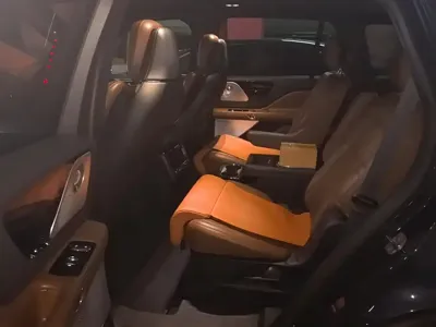 Lincoln Aviator 2021, 145600 км, за 204000 CNY - фото 11