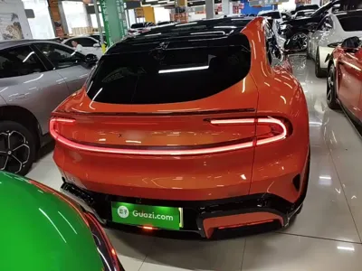 Xiaomi 小米YU7 2025, 9000 км, за 221200 CNY - фото 6