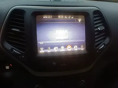 Jeep Cherokee 2017, 73400 км, за 53398.05 CNY - фото 16