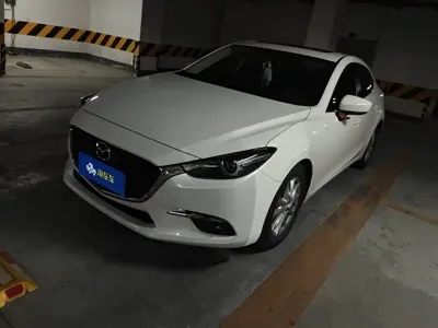 Mazda 3 Axela · 2018 год
