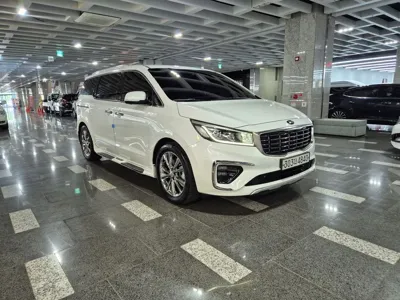 Kia Canival 2020, 64041 км, за 19800000 KRW