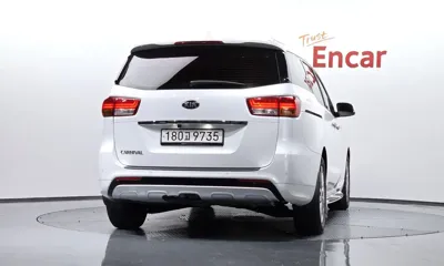 Kia Canival 2018, 181892 км, за 9900000 KRW