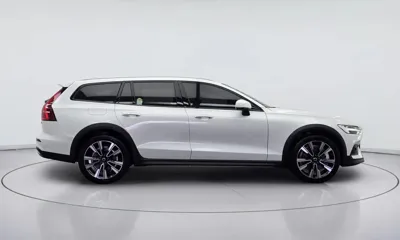 Volvo V60 2025, 1610 км, за 52000000 KRW