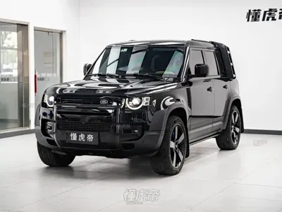Land Rover Defender 2023, 39500 км, за 588000 CNY - фото 1