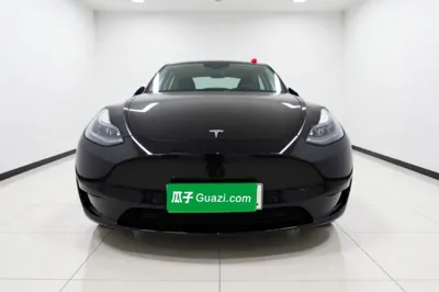 Tesla Model Y 2022, 51200 км, за 191301.93 CNY