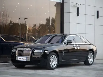 Rolls-Royce Ghost · 2012 год