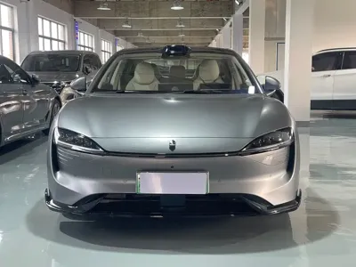 智界 Zhijie S7 2025, 1800 км, за 188800 CNY