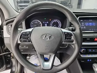 Hyundai Sonata 2018, 170889 км, за 6500000 KRW - фото 9