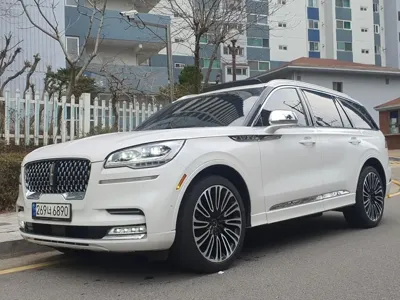 Lincoln Aviator · 2021 год