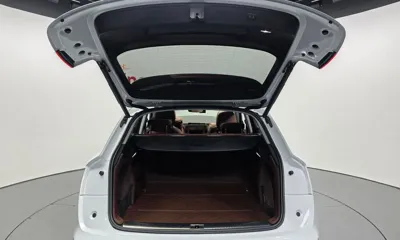 Audi Q5 2023, 27740 км, за 41700000 KRW - фото 20