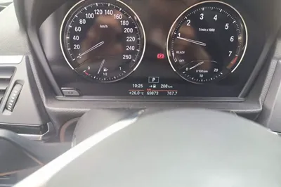 BMW 1 Series 2017, 69800 км, за 43343.85 CNY - фото 12