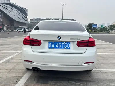 BMW 3 Series 2016, 75000 км, за 68800 CNY