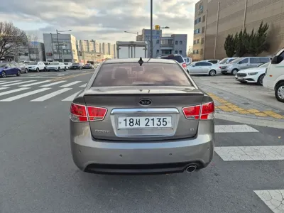 Kia Porte 2010, 65213 км, за 3600000 KRW
