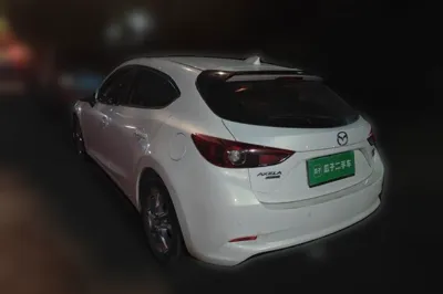 Mazda Mazda 3 Axela 2017, 103400 км, за 47443.01 CNY